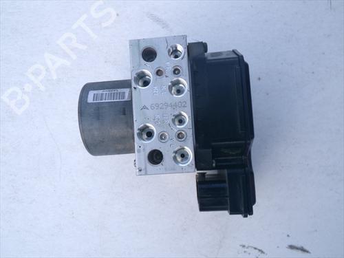 Used ABS pump ABS pump FORD MONDEO IV (BA7) 2.0 TDCi (140 hp) 33715782 33715782