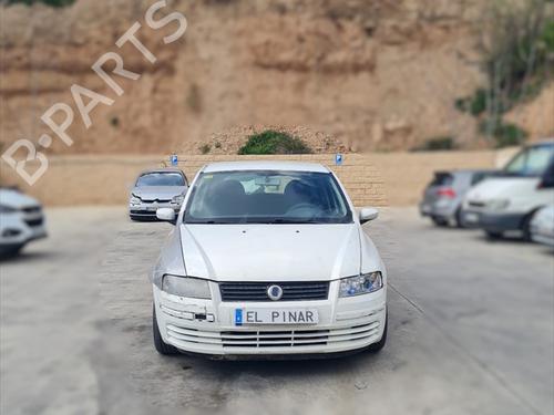 Brugte FIAT STILO (192_) 1.9 JTD (192_XE1A) 4560326