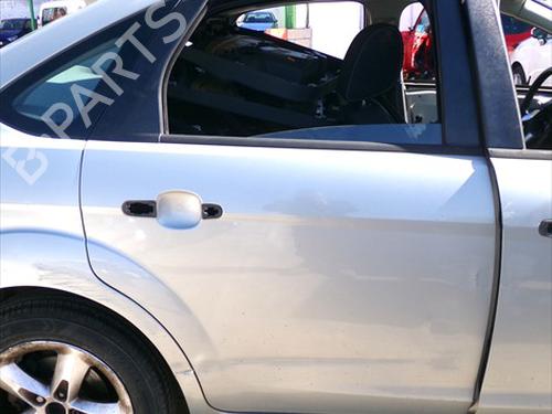 Used Right rear door Right rear door 33301573 33301573