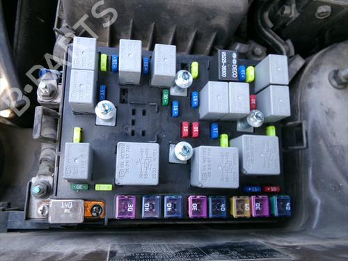 Used Fuse box Fuse box 37193544 37193544