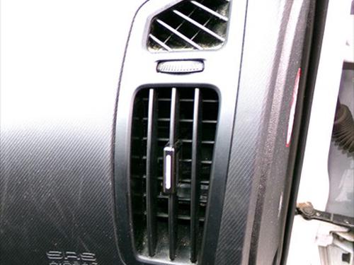 Difusor / Saída de ar KIA CEE'D SW (ED) 1.6 CRDi 128 (128 hp) 31658610