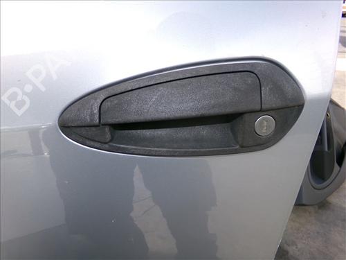 front-left-exterior-door-handle-fiat-grande-punto-199_-2005-33423030 main image