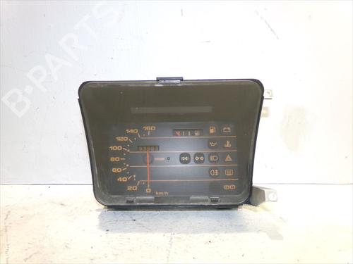 Used Electronic module Electronic module SEAT MARBELLA (28A) 0.9 Cat (40 hp) 33285543 33285543