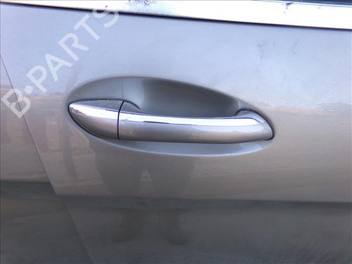 front-right-exterior-door-handle-mercedes-benz-r-class-w251-v251-2005-2006-2007-2008-2009-2010-2011-2012-2013-2014-2015-2016-2017-29520456 main image