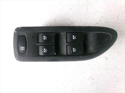 Used Left front window switch RENAULT LAGUNA II Grandtour (KG0/1_) 2.0 16V (KG00, KG0K, KG0W, KG0P) (135 hp) 32208123