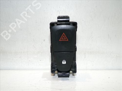 Used Warning switch Warning switch DACIA LOGAN MCV II 1.5 dCi (90 hp) 24557925 24557925