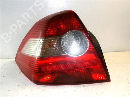 left-taillight-renault-megane-ii-saloon-lm01_-2003-31967655 main image