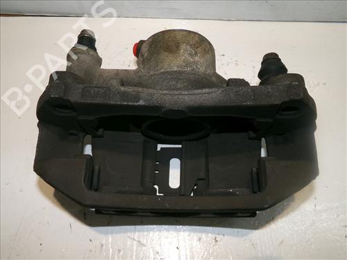 Used Left front brake caliper Left front brake caliper MERCEDES-BENZ VITO Van (W638) 110 CDI 2.2 (638.094) (102 hp) 24874130 24874130