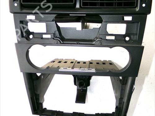 air-vent-ford-mondeo-iii-b5y-2000-2001-2002-2003-2004-2005-2006-2007-39767217 main image