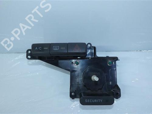 Used Warning switch Warning switch TOYOTA YARIS (_P1_) 1.3 (SCP12_, SCP13_, SCP12R, SCP13R) (87 hp) 24555625 24555625