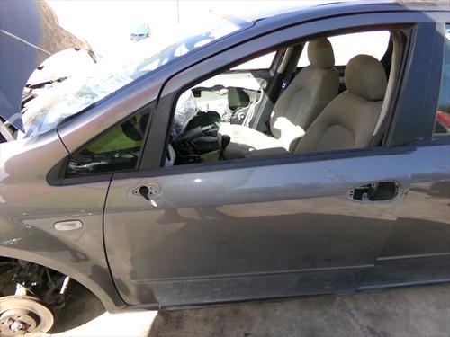 Used Left front door Left front door FIAT LINEA (323_, 110_) 1.3 D Multijet (323AXB1A) (95 hp) 40597811 40597811