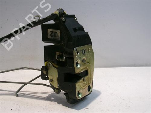 Cerradura puerta delantera izquierda KIA CARENS I MPV (FC, FJ) 2.0 CRDi (140 hp) 31241911