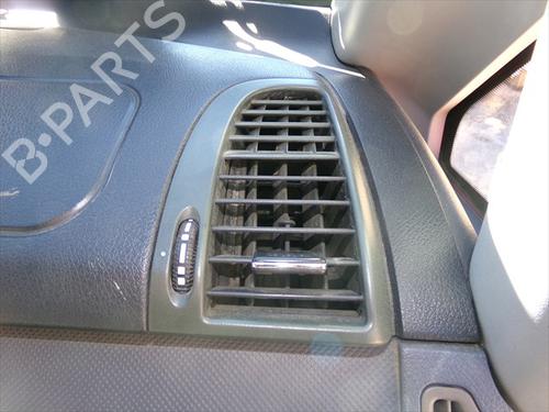 Used Air vent MERCEDES-BENZ VITO / MIXTO Van (W639) 109 CDI (639.601, 639.603, 639.605) (95 hp) 31847806