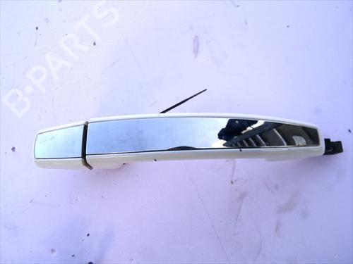 Used Front right exterior door handle Front right exterior door handle 38301878 38301878