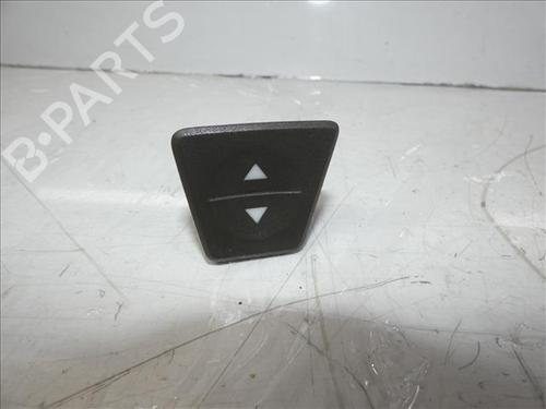 Used Left front window switch Left front window switch FIAT PANDA (169_) 1.2 (169.AXB11, 169.AXB1A) (60 hp) 24557440 24557440