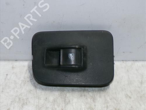 Used Right front window switch Right front window switch PEUGEOT BIPPER (AA_) 1.4 HDi (68 hp) 24561370 24561370
