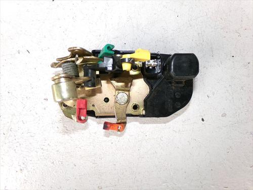 Front left lock CHRYSLER PT CRUISER (PT_) 1.6 | BP32281748C98