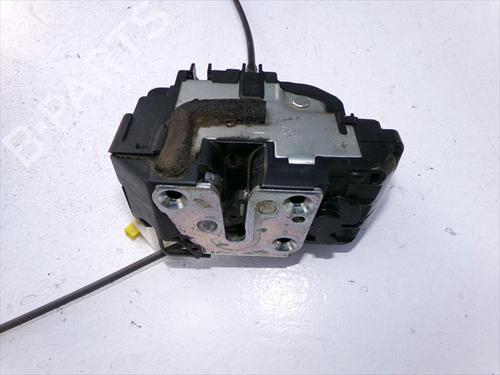 Used Front left lock NISSAN QASHQAI +2 (JJ10E) 1.5 dCi (106 hp) 31695224