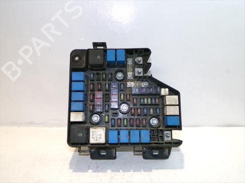 Used Fuse box Fuse box 24562548 24562548