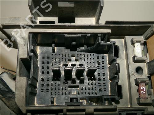 Fuse box HYUNDAI i30 Estate (GD) 1.6 CRDi | BP24561164E1 - Image 4