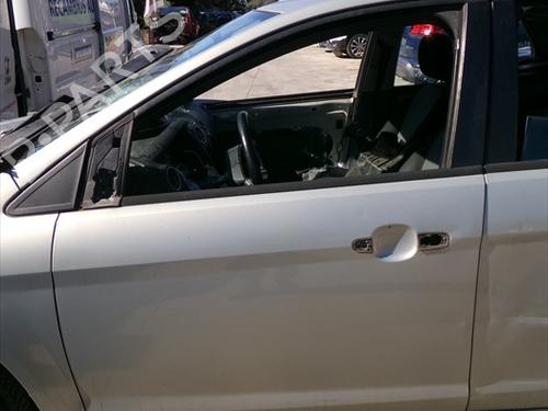 Used Left front door Left front door 33301572 33301572