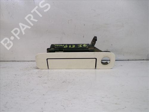 front-left-exterior-door-handle-audi-a4-b5-8d2-1994-1995-1996-1997-1998-1999-2000-2001-27444500 main image