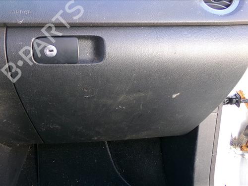 Used Glove box Glove box VW TIGUAN (5N_) 2.0 TDI (110 hp) 30764081 30764081