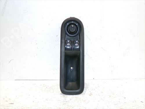Used Left front window switch Left front window switch RENAULT CLIO III (BR0/1, CR0/1) 1.5 dCi (BR17, CR17) (86 hp) 33688204 33688204