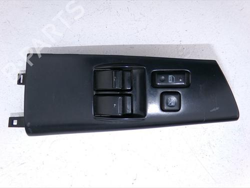 Used Left front window switch TOYOTA COROLLA Estate (_E12_) 2.0 D-4D (CDE120_, CDE120R) (90 hp) 31658658