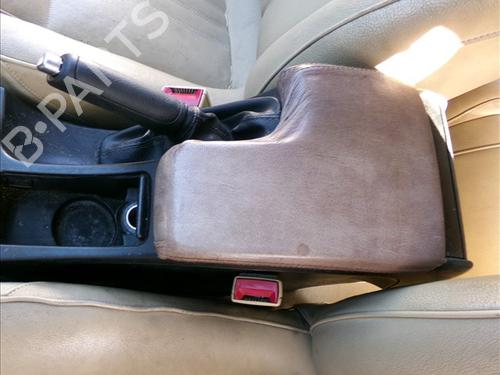 Used Armrest / Center console Armrest / Center console ALFA ROMEO 159 (939_) 1.9 JTDM 16V (939AXC1B, 939AXC12) (150 hp) 26314192 26314192