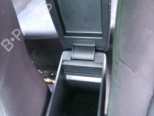 Armrest / Center console MAZDA 3 Saloon (BL) 1.6 MZR CD (BL12) | BP33265318I20 - Image 2