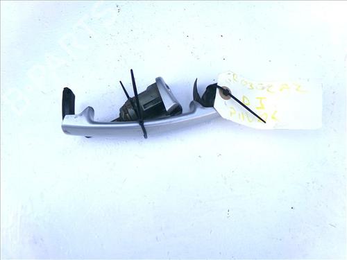 front-left-exterior-door-handle-seat-leon-1m1-1999-2000-2001-2002-2003-2004-2005-2006-27444223 main image