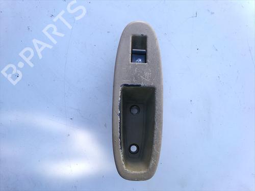right-front-window-switch-alfa-romeo-159-939_-2005-2006-2007-2008-2009-2010-2011-2012-36070620 main image