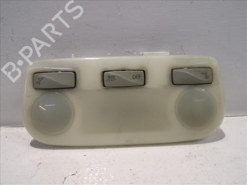 interior-roof-light-renault-megane-iii-hatchback-bz01_-b3_-2008-24568903 main image