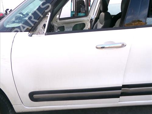 Used Left front door Left front door FIAT 500L (351_, 352_) 1.6 D Multijet (199LYD1B) (105 hp) 33422832 33422832