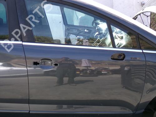 Used Right front door Right front door PEUGEOT 5008 (0U_, 0E_) 1.2 (131 hp) 36430340 36430340