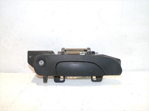 Used Front right exterior door handle Front right exterior door handle FORD MONDEO II (BAP) 1.8 TD (90 hp) 34611904 34611904