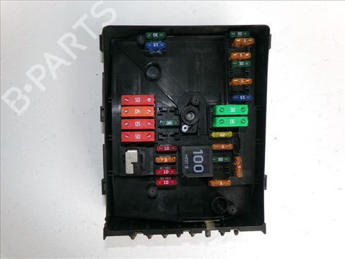 Used Fuse box Fuse box VW TOURAN (1T1, 1T2) 1.9 TDI (105 hp) 33264246 33264246