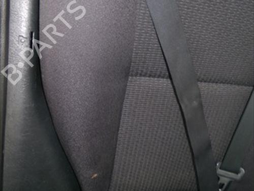 Sikkerhedssele bag højre TOYOTA COROLLA Estate (_E12_) 2.0 D-4D (CDE120_, CDE120R) (90 hp) 31658697