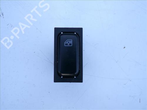Used Right front window switch Right front window switch AIXAM MINAUTO 0.5 (8 hp) 33423644 33423644