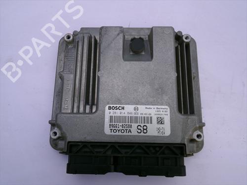 other-toyota-auris-_e15_-2006-2007-2008-2009-2010-2011-2012-2013-37682750 main image