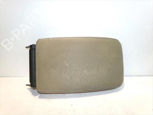 Used Armrest / Center console Armrest / Center console 26049263 26049263