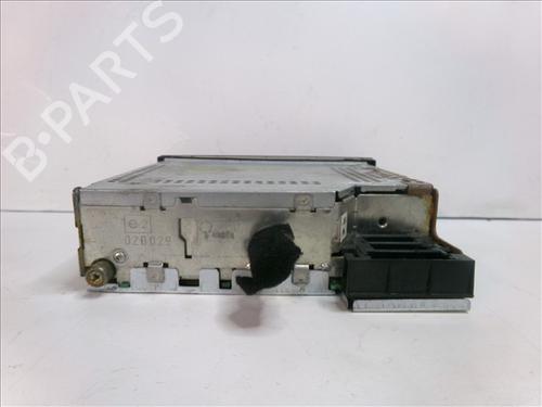 Radio PEUGEOT 1007 (KM_) 1.4 HDi | BP24558235E6 - Image 2