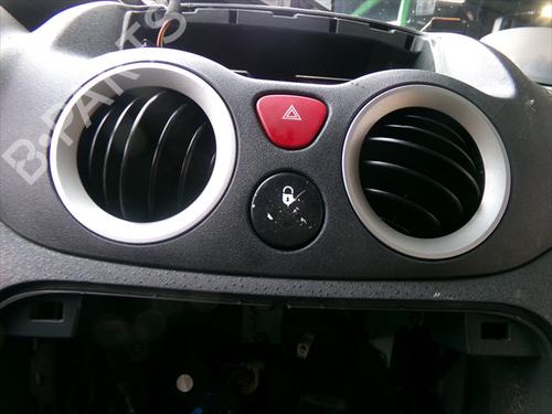 Used Air vent Air vent CITROËN C3 I (FC_, FN_) 1.4 HDi (68 hp) 31942756 31942756
