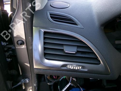 Used Air vent Air vent RENAULT MEGANE III Grandtour (KZ0/1) 1.5 dCi (KZ09, KZ0D, KZ1G, KZ29, KZ14, KZ1W, KZ10, KZ1F,... (110 hp) 33264932 33264932