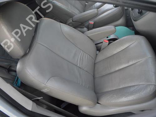 Used Right front seat Right front seat KIA CARNIVAL / GRAND CARNIVAL III (VQ) 2.9 CRDi (185 hp) 24562839 24562839