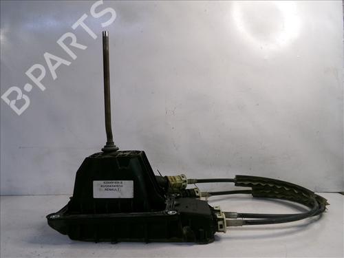 Used Gear lever Gear lever RENAULT CLIO III (BR0/1, CR0/1) 1.5 dCi (C/BR0G, C/BR1G) (68 hp) 24567201 24567201