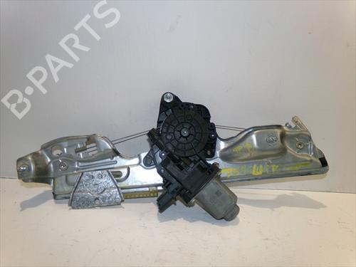 Rudehejsemekanisme Højre bagtil RENAULT MEGANE IV Hatchback (B9A/M/N_) 1.5 Blue dCi 115 (B9A6) (116 hp) 32208069