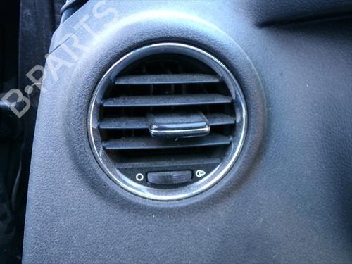 air-vent-peugeot-5008-0u_-0e_-2009-2010-2011-2012-2013-2014-2015-2016-2017-36430274 main image