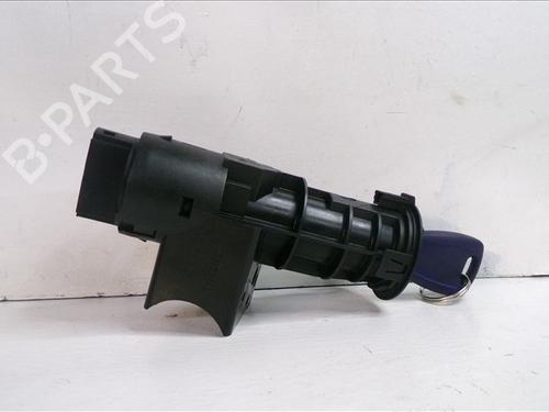 Used Electronic module Electronic module FIAT PUNTO (188_) 1.2 16V 80 (188.233, .235, .253, .255, .333, .353, .639,... (80 hp) 26880831 26880831